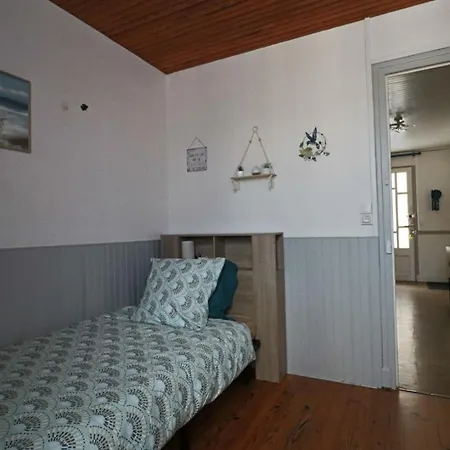 Les Lavandes Holiday home *